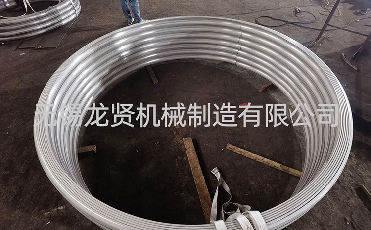 碳鋼半圓管作為工業(yè)脈絡(luò)中的隱形支柱